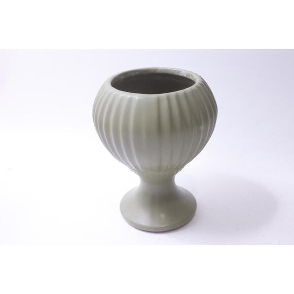 Floraline, Matte Green, Planter, 407, USA, Pottery, 7 inches, Pedestal Flower - Picture 1 of 3
